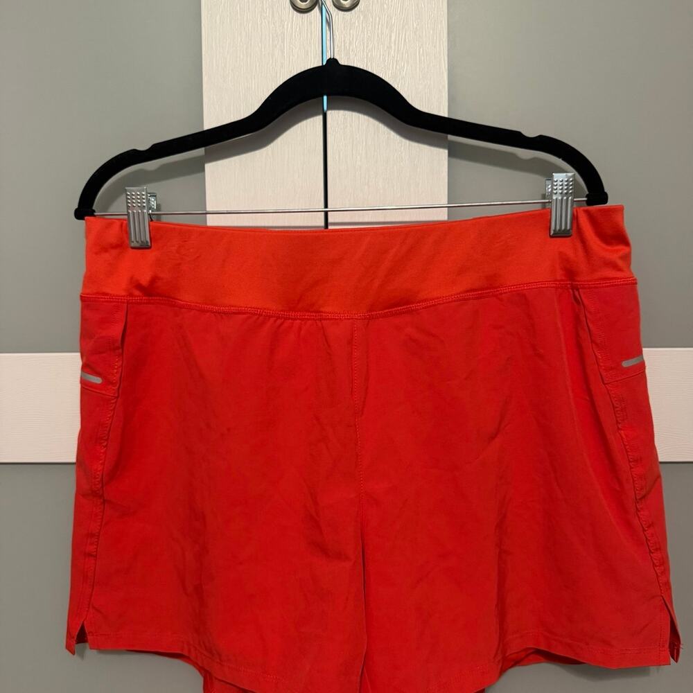 Avia Womens Running Shorts L 12-14 Red 2 in 1 Built In Liner Athletic Pockets